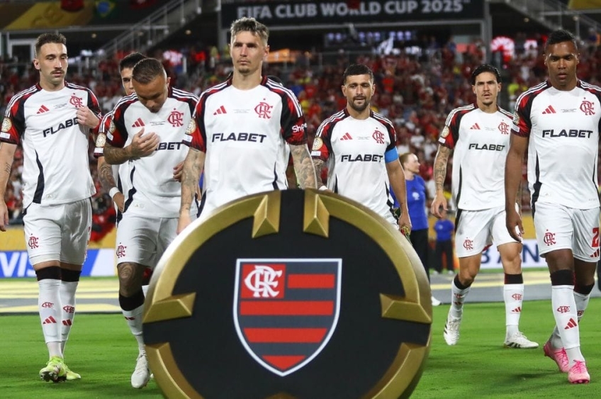 Flamengo empata com o LAFC e confirma liderança do Grupo D