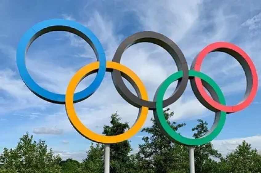 COI adota teste genético único e restringe participação de atletas trans em Jogos Olímpicos 