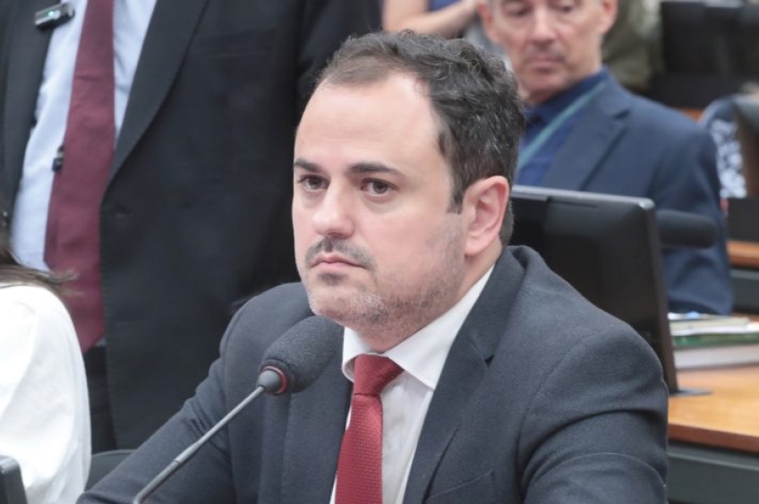 CCJ da Câmara nega recurso contra cassação de Glauber Braga