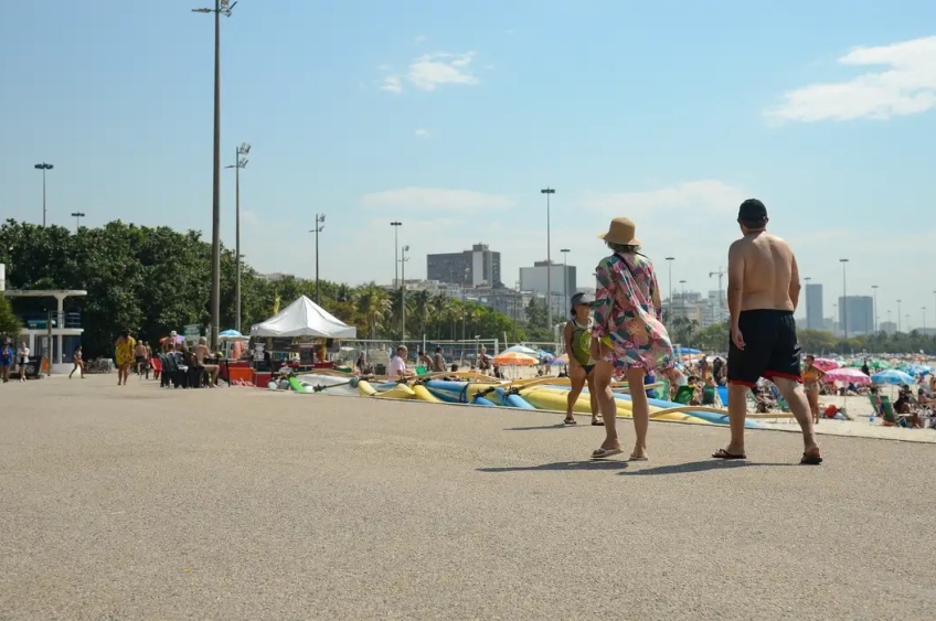 Turistas estrangeiros gastam US$ 7,3 bi em 2024 no Brasil
