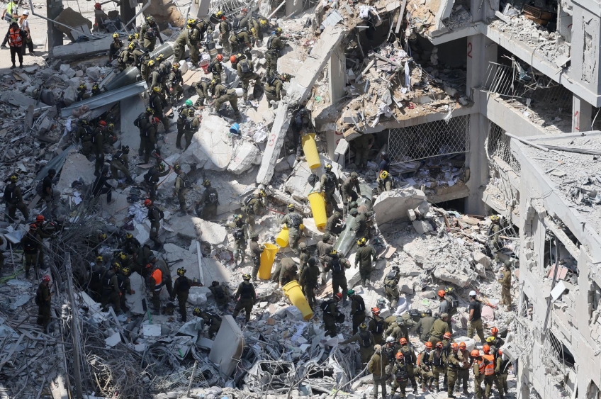 Ataques entre Israel e Irã deixa mais de 200 mortos