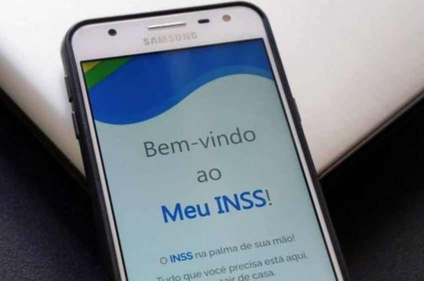 Aposentados e pensionistas podem reaver descontos indevidos em seus benefícios 