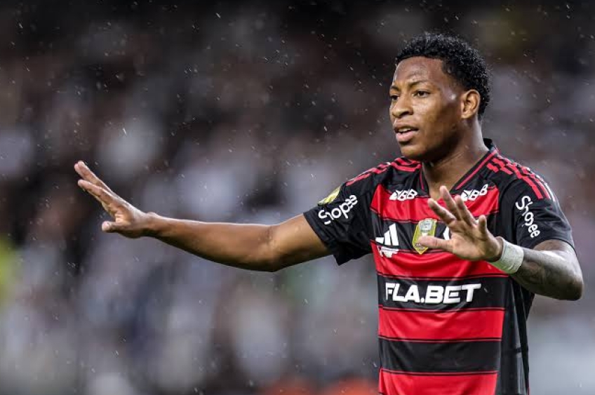 Cruzeiro x Flamengo: Rubro negro divulga lista de relacionados sem Plata e com Alex Sandro 
