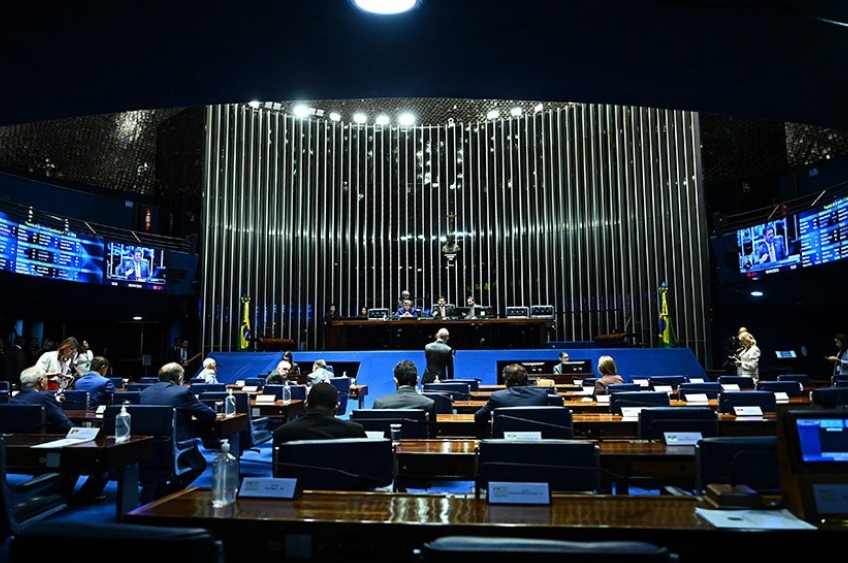 Plenário vota nesta terça-feira uso de recursos parados da Educação