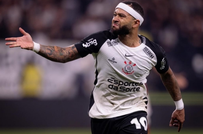 Memphis Depay dá ultimato ao Corinthians por dívida de R$ 6,1 milhões e ameaça não se reapresentar