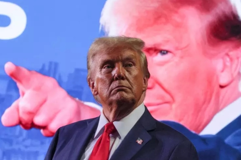 Trump assina decreto e impõe tarifas de 25% sobre aço e alumínio
