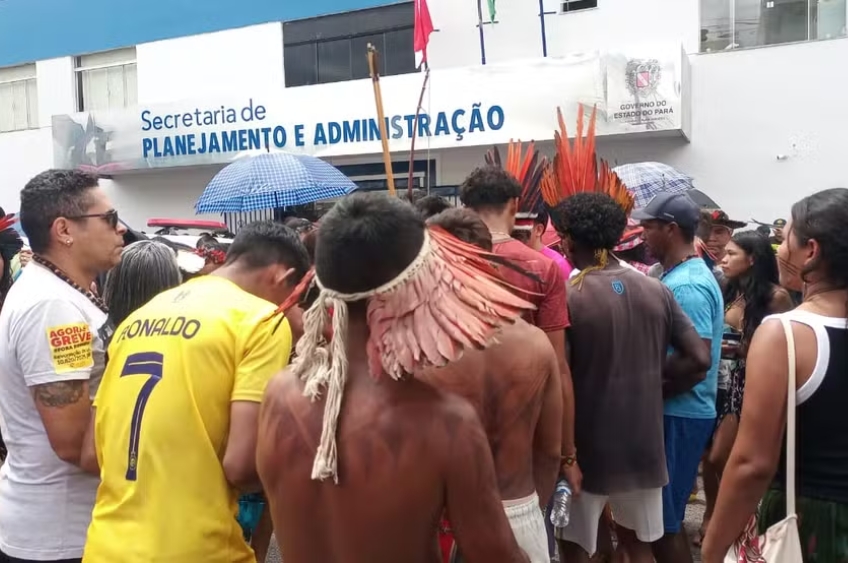 Helder Barbalho oficializa compromisso para revogar Lei 10.820 sobre educação escolar indígena no Pará