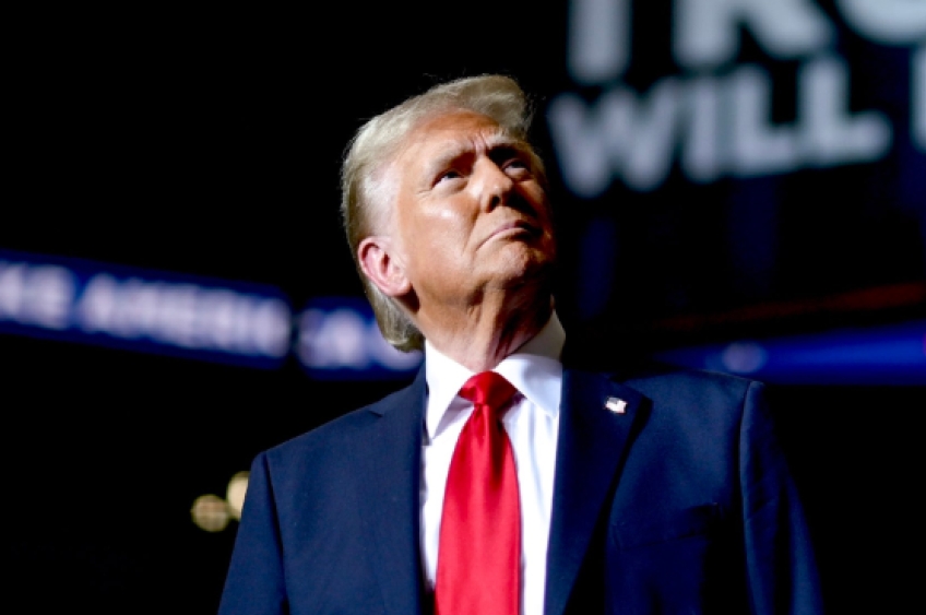 Trump é processado por 12 Estados dos EUA por tarifaço 