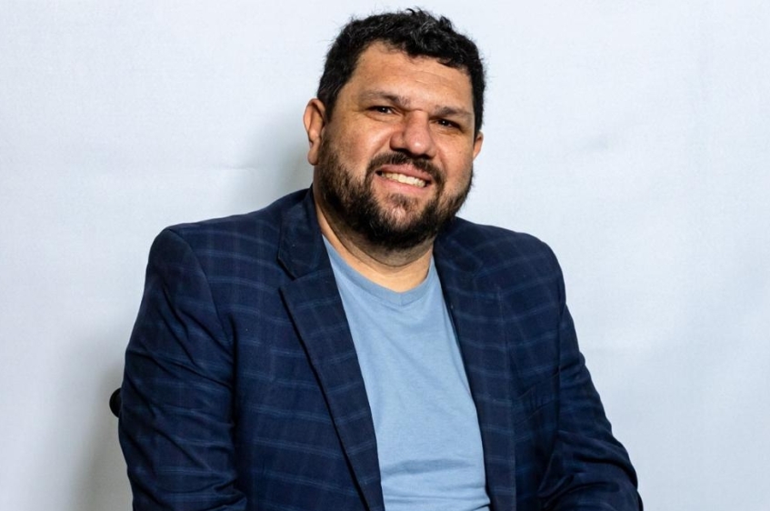 Justiça da Espanha nega extradição de blogueiro bolsonarista  