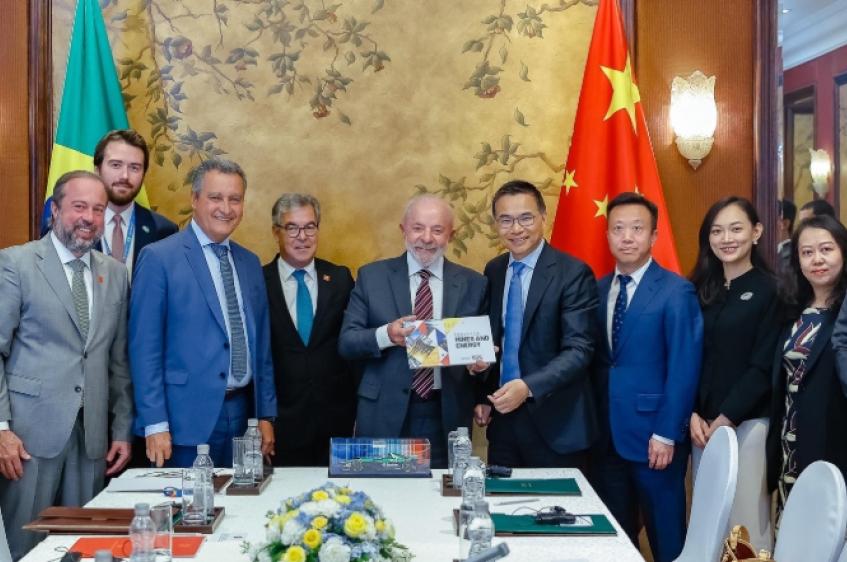 Brasil amplia parceria com a China em energia, tecnologia e mobilidade 