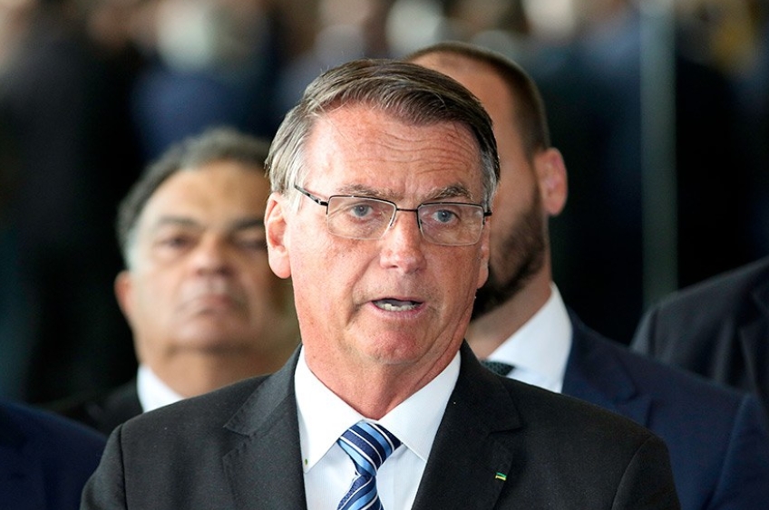 Bolsonaro rebate acusações de Lula e ironiza investigação sobre plano de assassinato